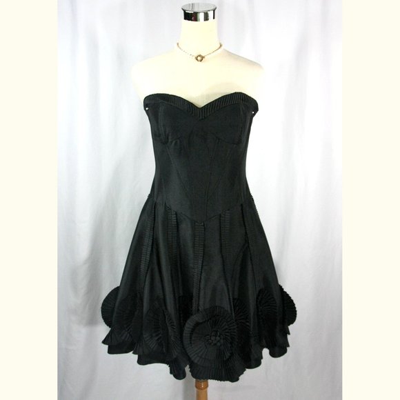 Jan's Boutique Dresses & Skirts - Jans Boutique Black Taffeta Full Flare Strapless Formal Dress w Floral Pleats 6